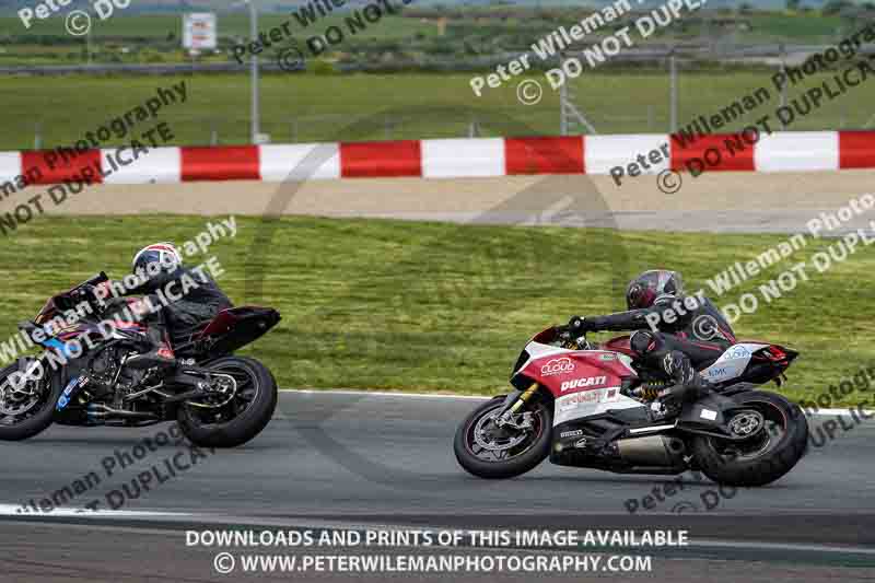 cadwell no limits trackday;cadwell park;cadwell park photographs;cadwell trackday photographs;enduro digital images;event digital images;eventdigitalimages;navarra;no limits trackdays;peter wileman photography;racing digital images;trackday digital images;trackday photos